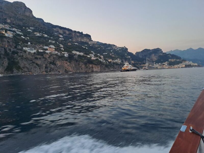 Boat Excursion Along the Amalfi Coast - Meeting Points and Availability