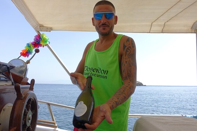 Boat Excursions Taormina Giardini Naxos Isola Bella - Participant Information