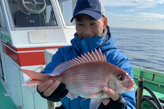 Boat Fishing Activity in Central Tokyo - Inclusions and Preparation