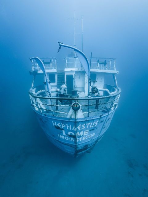 Boat for Scuba Divers: Karwela, Hephaestus & Fessej Rock - Weather Policy