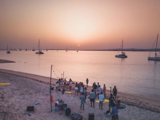 Boat in Algarve - Luxury Catamaran - Portimão - Frequently Asked Questions