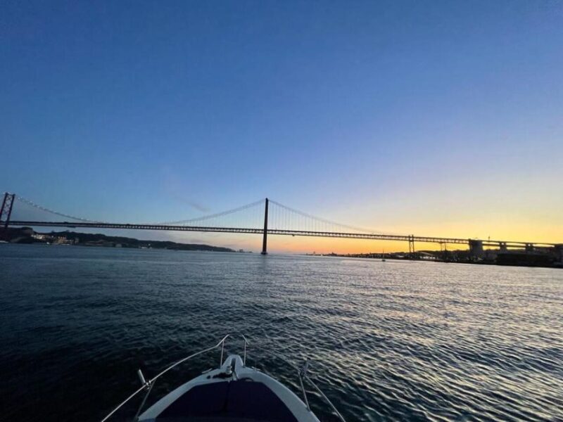 Boat Lisbon Sightseeing Tagus River | Food&Drinks | Diving - Aquatic Activities
