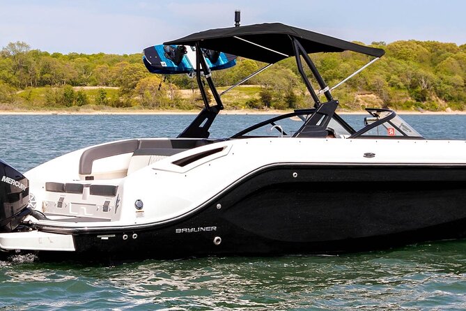 Boat or Yacht Rental in Sag Harbor, The Hamptons, or Monatauk - Accessibility and Participation