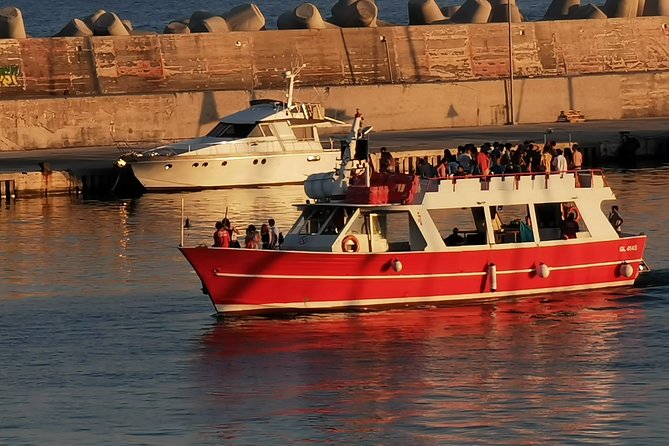 Boat Party at Sunset in the Waters of Salento With Drink - Logistics