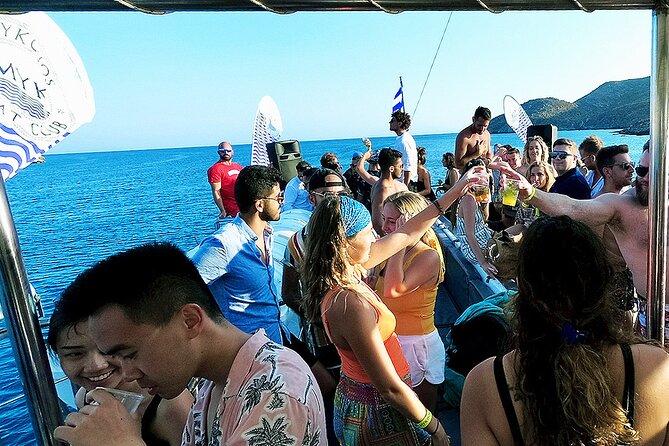 Boat Party With Swimming Stop Experience in Mykonos - Exploring the Mykonos Coastline