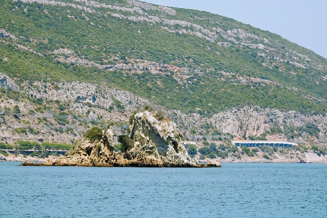Boat Rental - Boat Specifications and Capacity