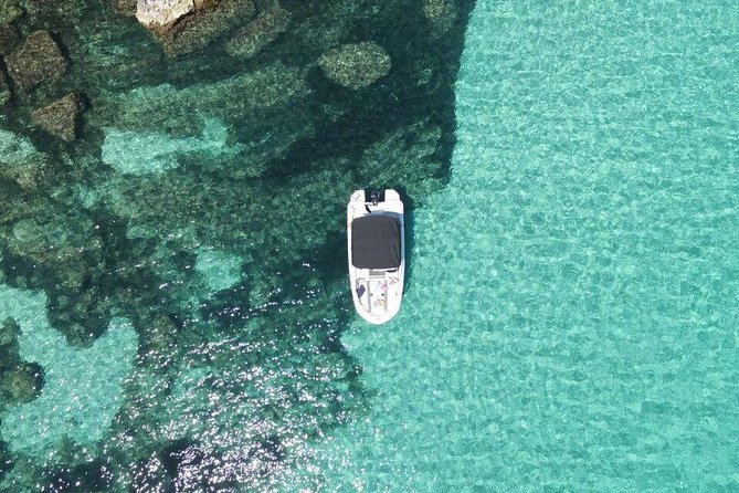 Boat Rental - Accessibility and Transportation