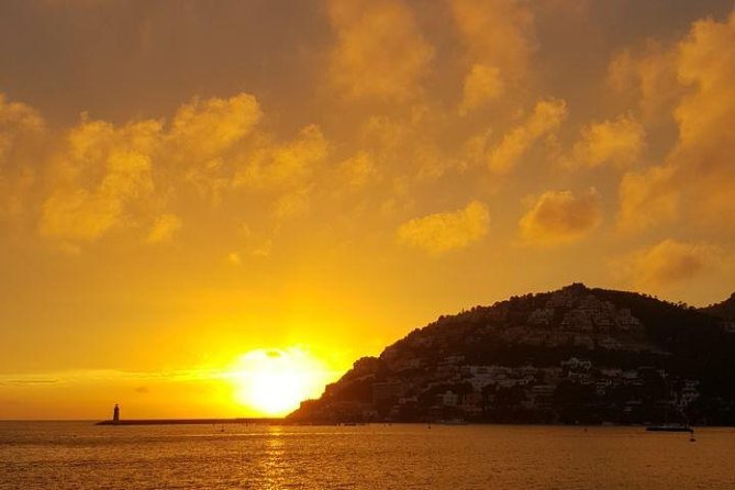 Boat Rental With and Without a License - Good To Know