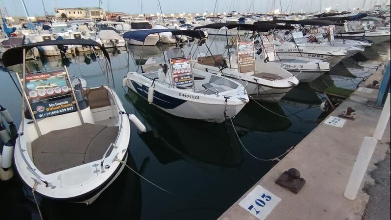 Boat Rental With and Without License - Restrictions and Limitations