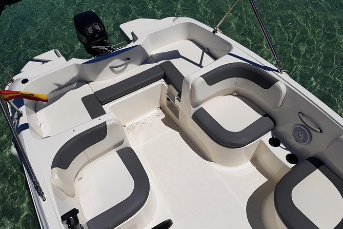 Boat Rental Without License - B540 Gaia (5p) - Can Pastilla - Meeting and Pickup