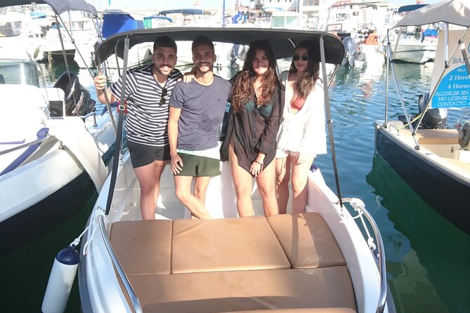 Boat Rental Without License in Benalmádena - Included Services and Accessibility