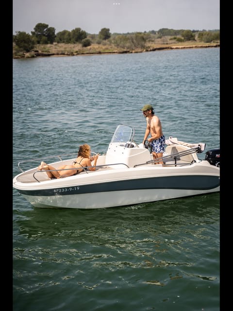 Boat Rental Without License in Roses - Activity Overview