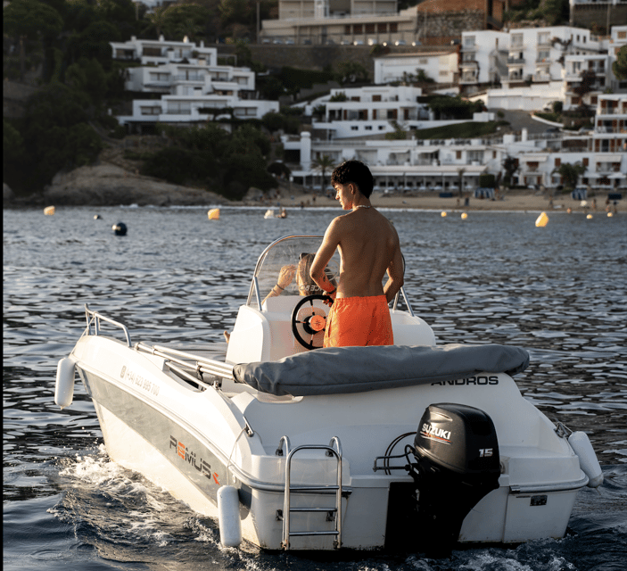 Boat Rental Without License in Roses - Book Your Adventure