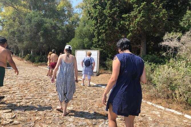 Boat Ride & Lunch in Messinia, Greece - Accessibility Information