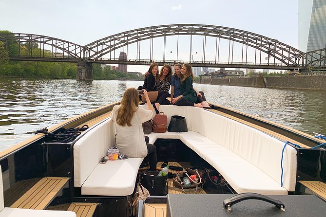 Boat Tour in Frankfurt for up to 12 Guests - Accessibility and Participation