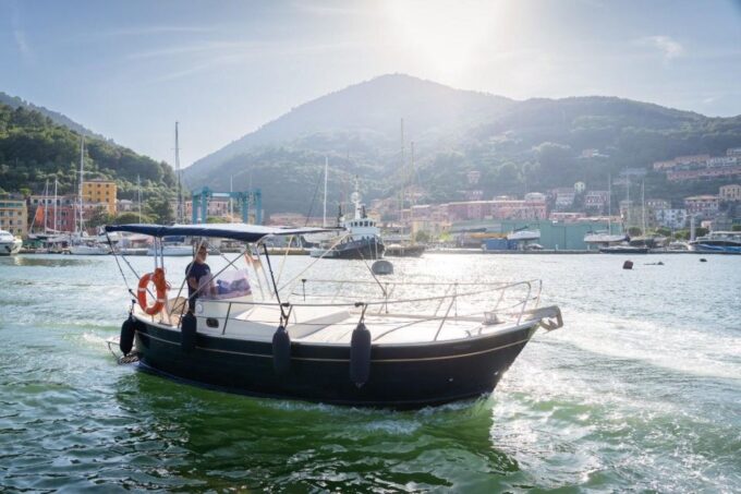 Boat Tour: La Spezia, Porto Venere, 5TERRE With Aperitif - Activities and Stops