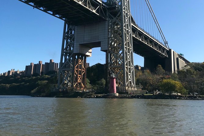 Boat Tour NYC Skyline, Statue of Liberty, Private Yacht Tour - Tour Experience Highlights