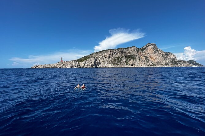 Boat Tour of Capri - Lunch and Refreshments