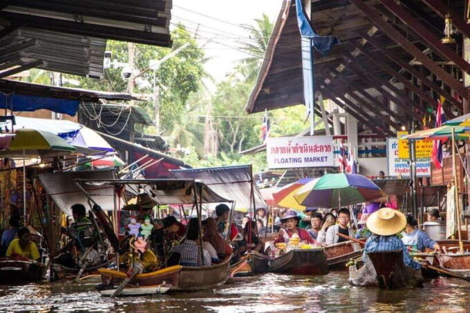 Boat Tour of Damnoen Saduak Floating Market - Exploring the Floating Market