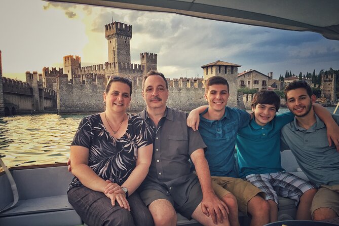 Boat Tour of Isola Del Garda - Tour Accessibility Information