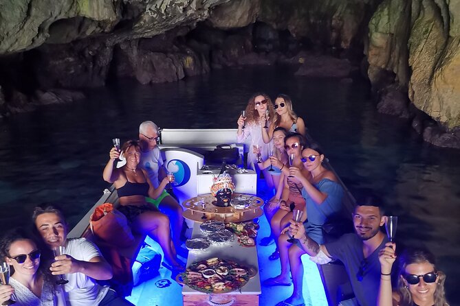 Boat Tour of Ortigia, Sea Caves and Snorkelling - Exploring Ortigia and Sea Caves