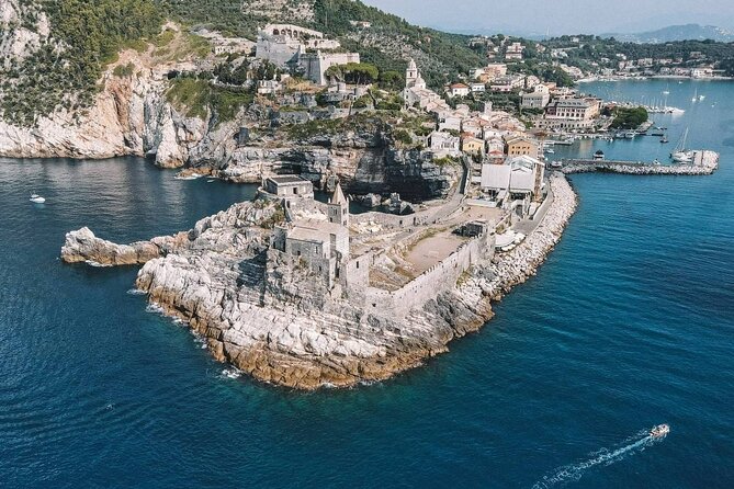 Boat Tour of the 3 Islands & Portovenere - Boat Features