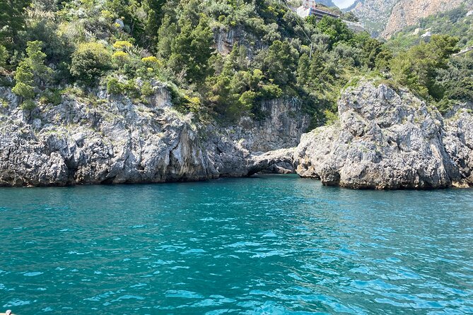 Boat Tour of the Amalfi Coast With Aperitif - Dining Experiences