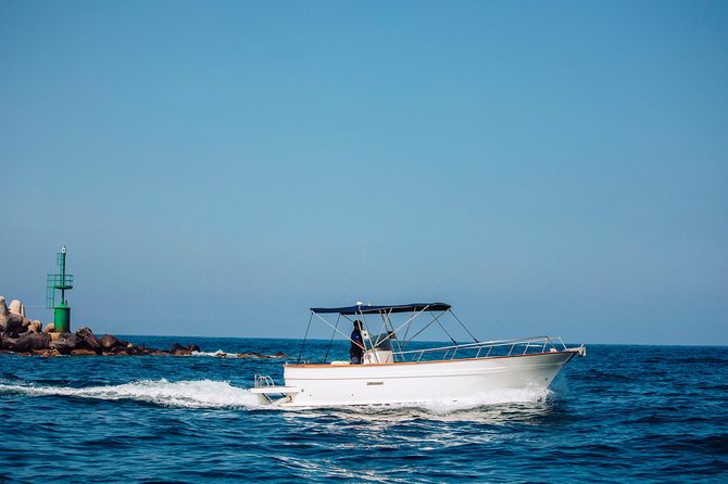 Boat Tour of the Island of Ischia With a Boat Measuring 7.50 Meters - Included Amenities