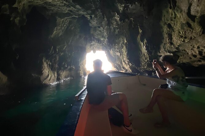 Boat Tour Ortigia, Sea Caves and Pillirina 2h - Meeting and End Point