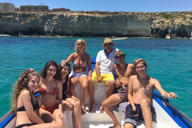 Boat Tour Ortigia, Sea Caves and Pillirina 2h - Tour Inclusions