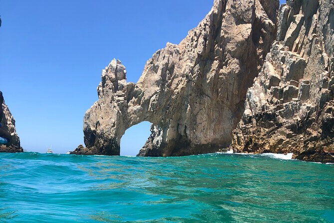 Boat Tour to Cabo San Lucas Arch and Rock Formations - Location and Accessibility
