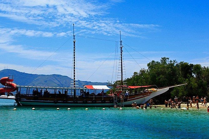 Boat Tour to the Beaches of Angra Dos Reis - Included Services