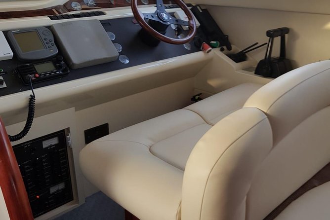 Boat Trip 4 Hours - Private Charter (KEEPER UNO Boat) - Accessibility Information