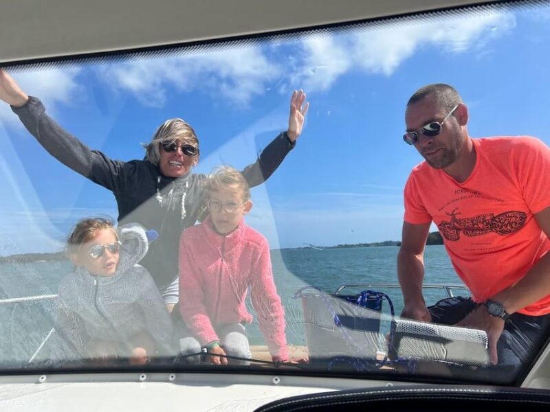Boat Trip Around the Gulf of Morbihan 2-3 Hours - Included Services