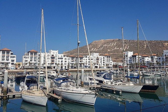 Boat Trip From 9 Am to 3 Pm Fishing & Swimming & Barbecue & Dessert - Logistics and Details