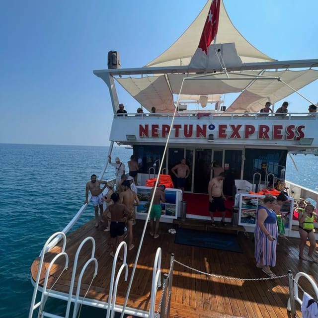 Boat Trip in Alanya With Unlimited Soft Drinks and Lunch - Key Points