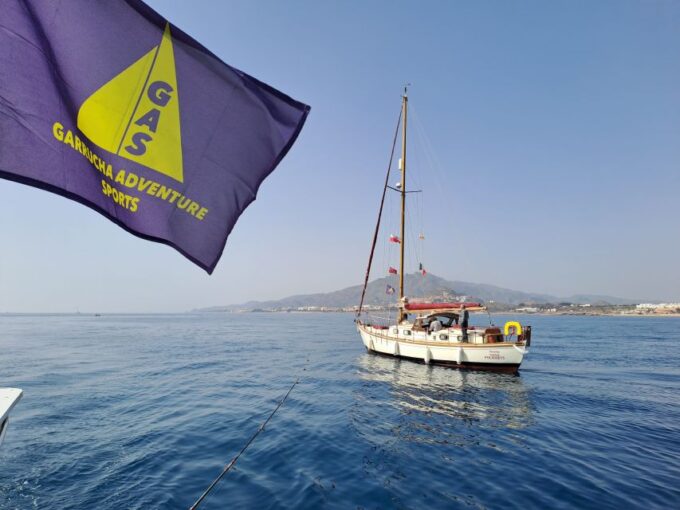 Boat Trip in Garrucha, Mojácar, Vera, Carboneras. - Languages Spoken