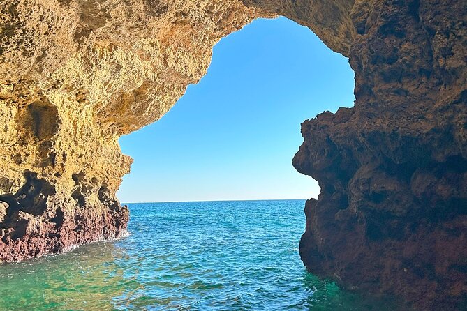 Boat Trip Through the 15 Caves of Benagil - Meeting and Pickup Logistics