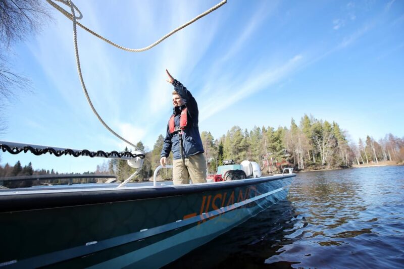 Boat Trip to a Beautiful Island of Röttä - Exploring the Islands History