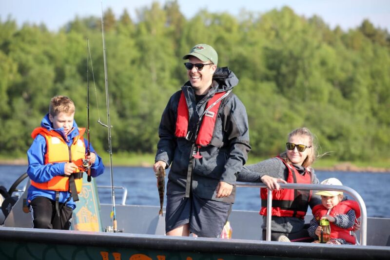 Boat Trip to a Beautiful Island of Röttä - Islands Natural Features and Amenities