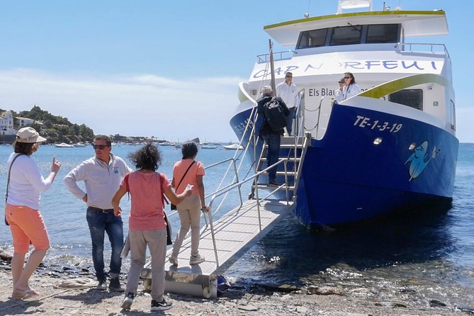 Boat Trip to Cadaques From Roses With STOP 1:30h in Cadaques - Transportation and Accessibility Information