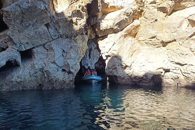 Boat Trip to the Costa Vicentina Caves - Participation Requirements and Limitations