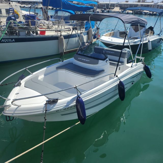 Boat Without Licence, Fuel Included - Included Boat Accessories