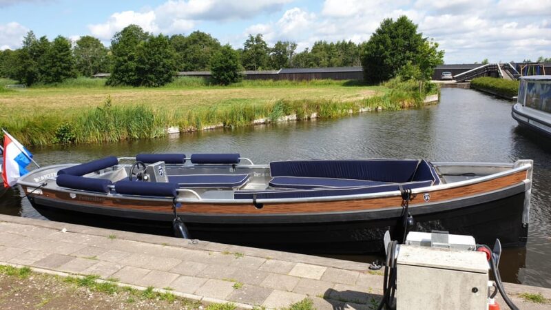 Boatrental 2 Hours 12 Person With Steeringwheel and Cushions - Booking Process