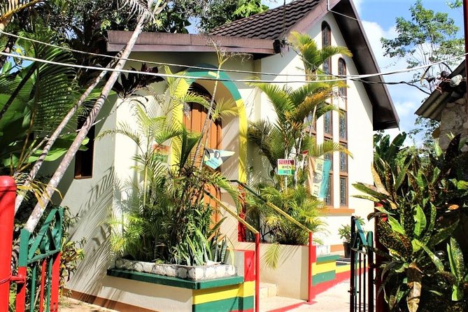 Bob Marleys Nine Mile Day-Trip With Admission & Guided Tour From Runaway Bay - Scenic Mountain Vistas