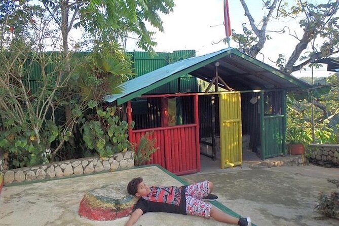 Bob Marleys Nine Mile Day-Trip With Guided Tour From Montego Bay - Plan Your Visit