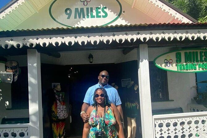 Bob Marley's Nine Mile Tour with Admission from Montego Bay - Beginning the Journey from Montego Bay