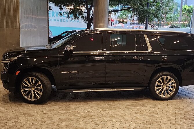 Boca Raton Luxury SUV Transfer To/From Fort Lauderdale Airport - Pickup and Drop-off
