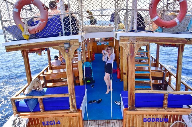 Bodrum Boat Trip With Lunch and All Soft Drinks - Meeting Point and Pickup