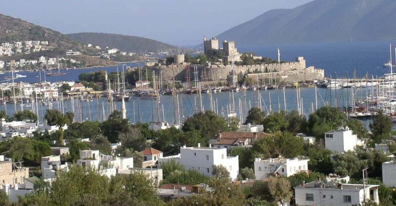 Bodrum City Tour: 5-Hour Private Excursion With Lunch - Mausoleum of Halicarnassus